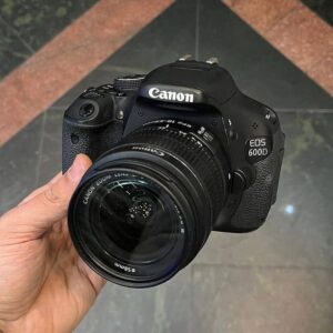 دوربین کارکرده كانن مدل 600D به همراه لنز 18-55 (مشابه آکبند) - لنزوکم