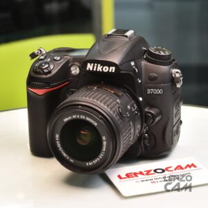 دوربین دست دوم نیکون مدل Nikon D7000 به همراه لنز 55-18 - لنزوکم