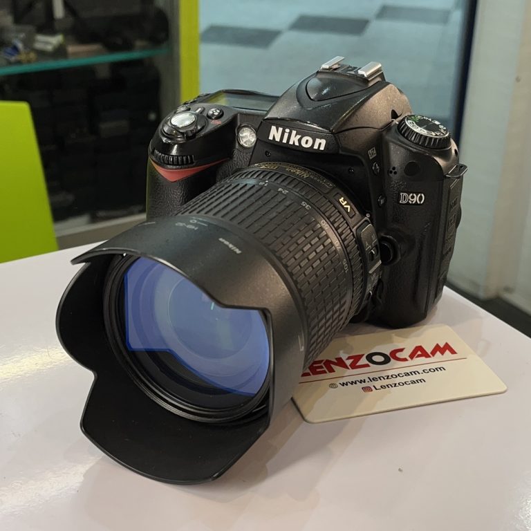 دوربین دست دوم Nikon D90 18-105